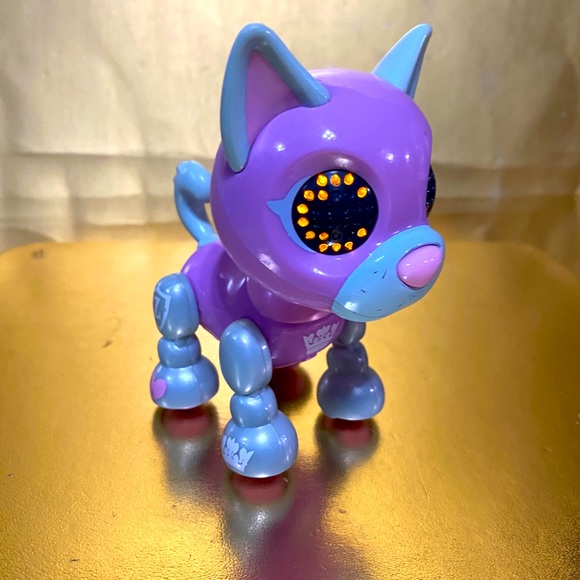 ZOOMER ZUPPS TINY PUPS DUCHESS PINK WITH SOUND & EYES LIGHT UP SPIN-MASTER - Picture 2 of 12